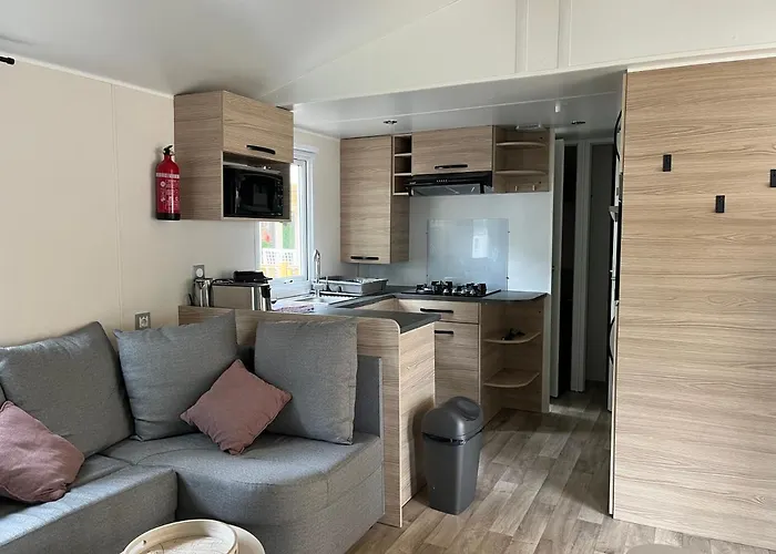 Cap Reve Campeggio *